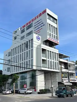 Tòa nhà trung tâm Đào tạo lái xe Sơn Hùng
